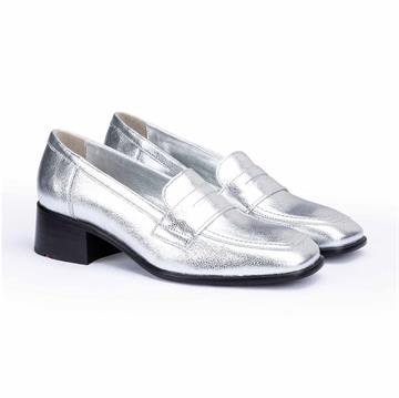 LLOYD 24-239-21 Dame Loafer